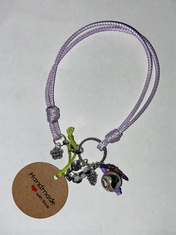Handmade Bracelet with Clasp - Image 4