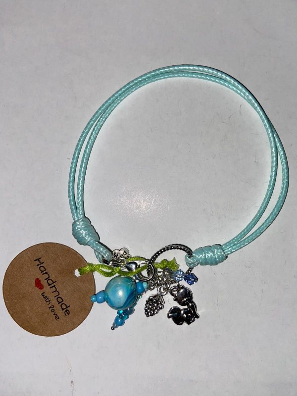 Handmade Bracelet with Clasp - Image 2